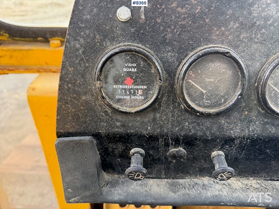 Hanomag K12DE bulldoser rep. objekt 23 of 30