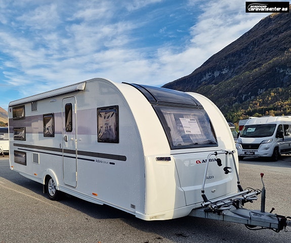 Adria ADORA 593 UK Godt utstyrt. Alde, Mover, sykkelstativ, micro, formsydd teppe og Caravanstore Zip med veggar. 3 of 30