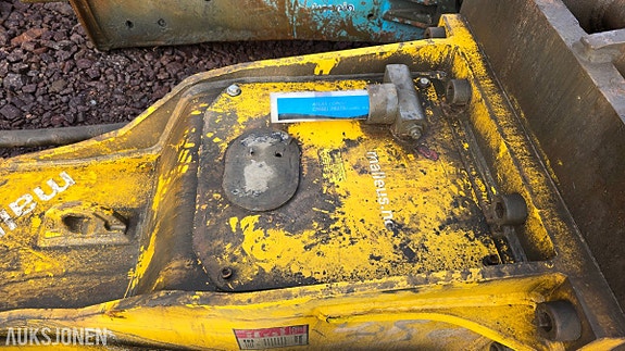Andre Epiroc HB 4100 B Pigghammer m/KM3 Hammerplate 12 of 14