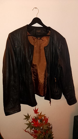 Saki Sweden skinnjakke, 80 talls stil, 700,-