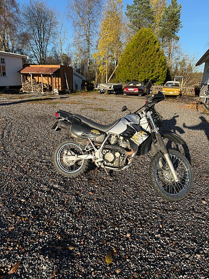 Kawasaki KLR 650 2 of 12