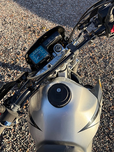 Kawasaki KLR 650 8 of 12