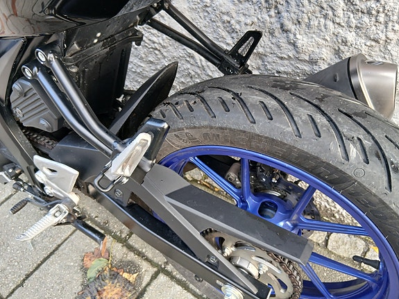 Suzuki GSXS125 3 of 6