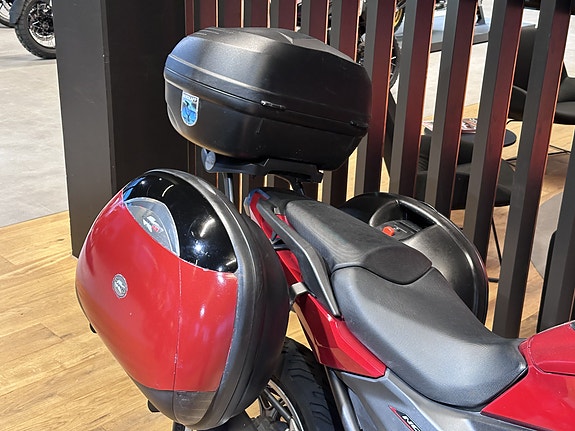 Honda NC750X 6 of 7