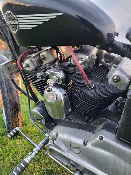 Harley-Davidson XLH Sportster 10 of 11