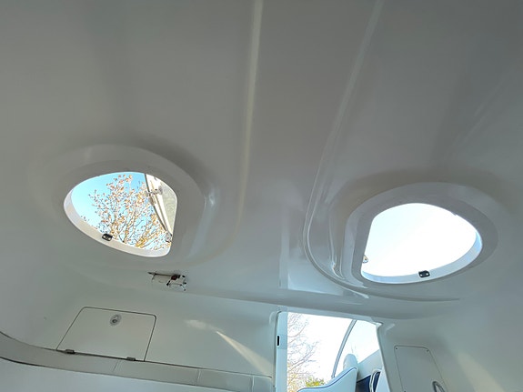 Triton 225 | Diesel 120 HK | Kun 290 timer | Levering inkl. | Innbytte 17 of 24