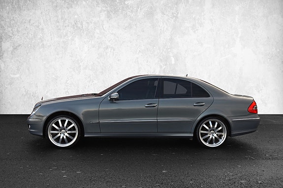 Mercedes-Benz E 200 d 5 of 16