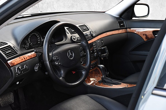 Mercedes-Benz E 200 d 10 of 16