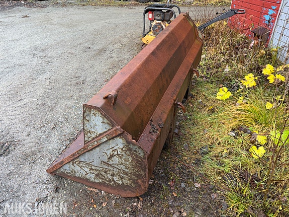 Andre Bred materialkuffe -/ lasteskuffe for massehåndtering. 3 of 7