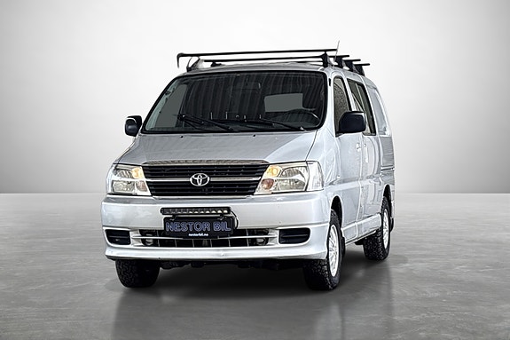 Toyota HiAce 3 of 20