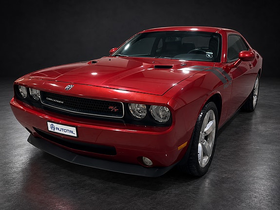 Dodge Challenger 3 of 30