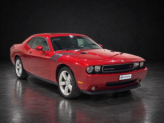 Dodge Challenger 17 of 30