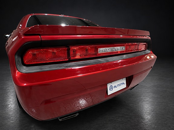Dodge Challenger 10 of 30