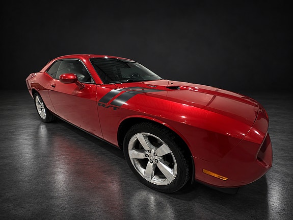 Dodge Challenger 15 of 30