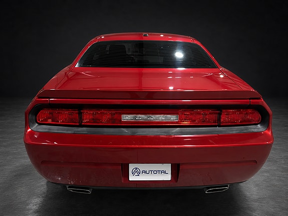 Dodge Challenger 11 of 30
