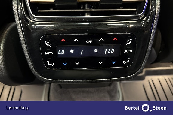 Mercedes-Benz EQS 450 SUV 17 of 30