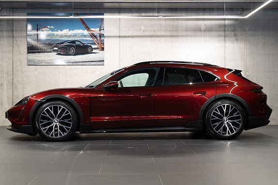 Porsche Taycan 2 of 30