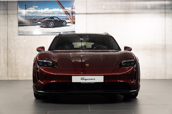 Porsche Taycan 5 of 30