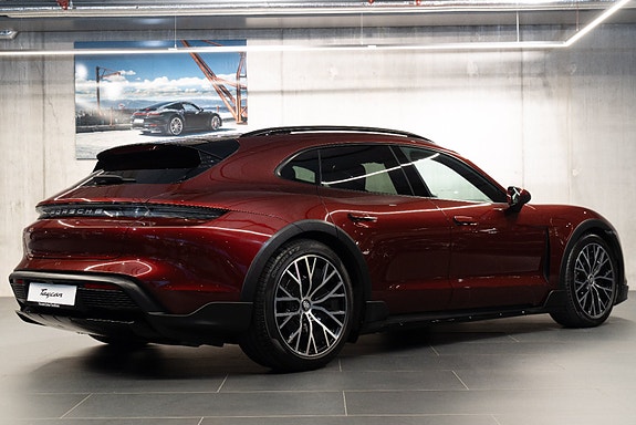 Porsche Taycan 10 of 30
