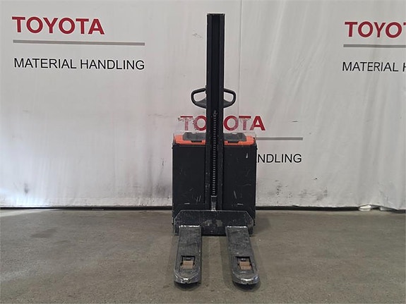 Toyota SWE080L 3 of 4