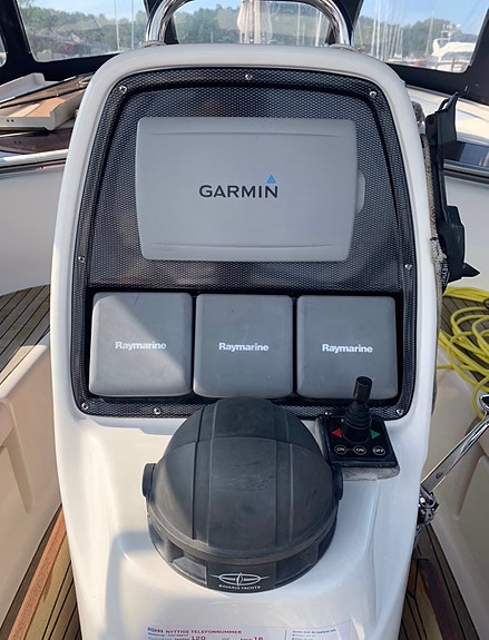 Velholdt Bavaria 37 Owners Version 22 of 30