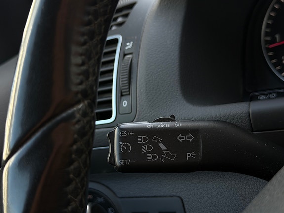 Volkswagen Touran 21 of 26