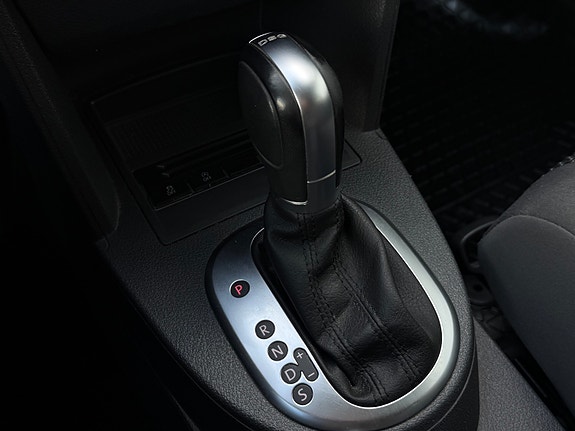 Volkswagen Touran 23 of 26