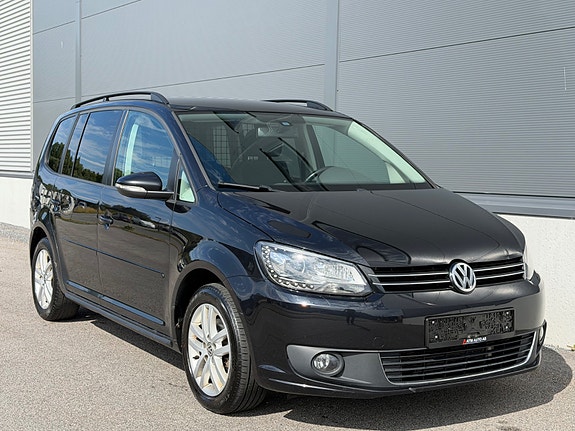 Volkswagen Touran 6 of 26