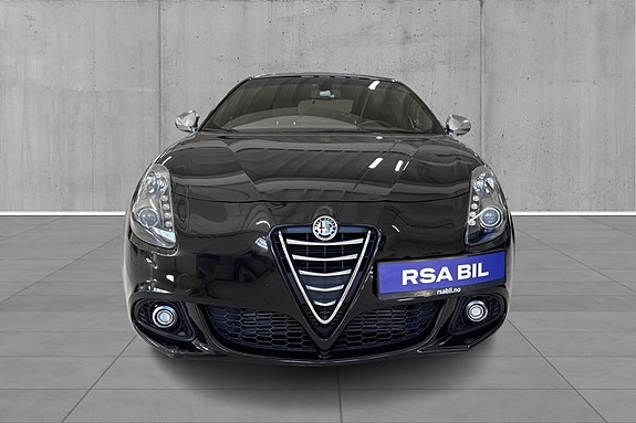 Alfa Romeo Giulietta 2 of 19
