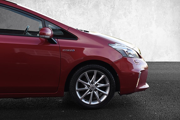 Toyota Prius+ 11 of 21