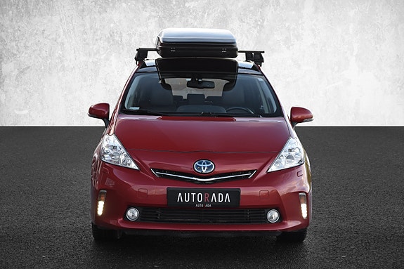 Toyota Prius+ 3 of 21