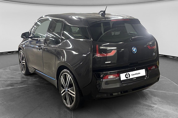 BMW i3 3 of 19