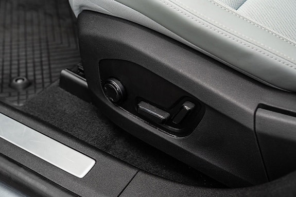 Polestar 4 12 of 27