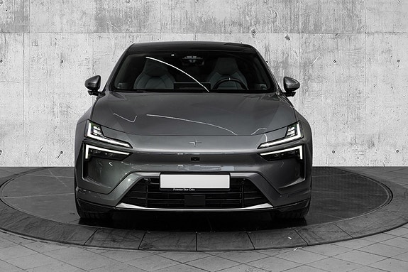 Polestar 4 3 of 27