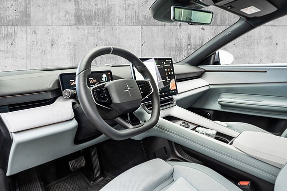 Polestar 4 11 of 27