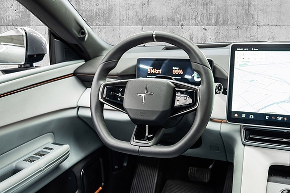 Polestar 4 15 of 27