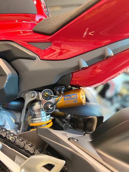 Ducati Panigale V4 S - Akrapovic+++ 6 of 11