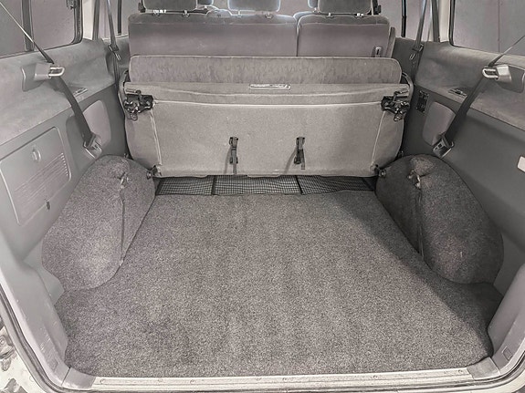 Toyota HiAce 19 of 20