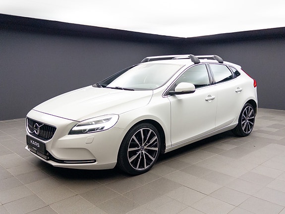 Volvo V40 7 of 30