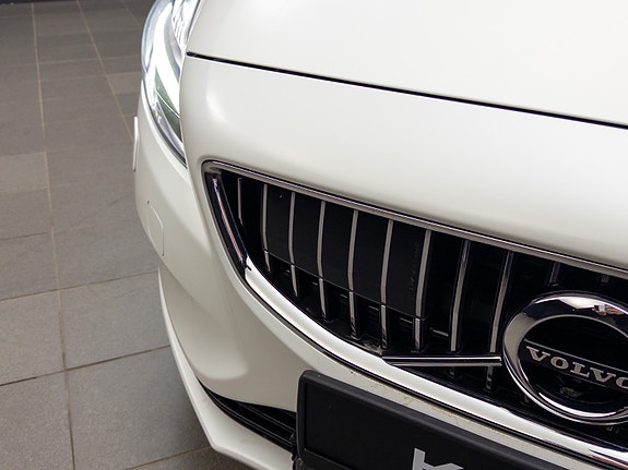 Volvo V40 14 of 30