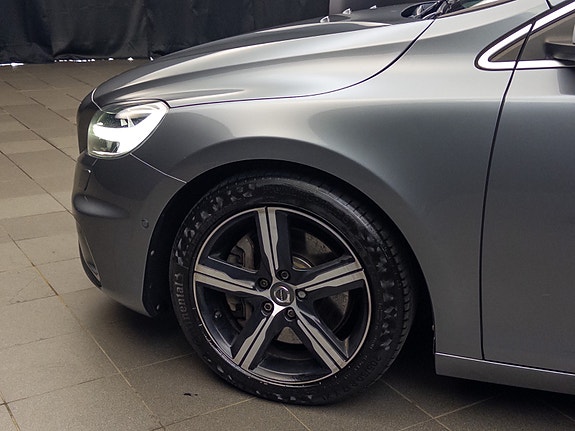 Volvo V40 16 of 30