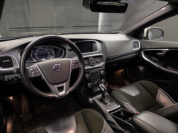 Volvo V40 29 of 30