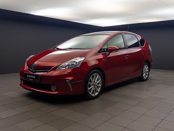 Toyota Prius+ 7 of 30