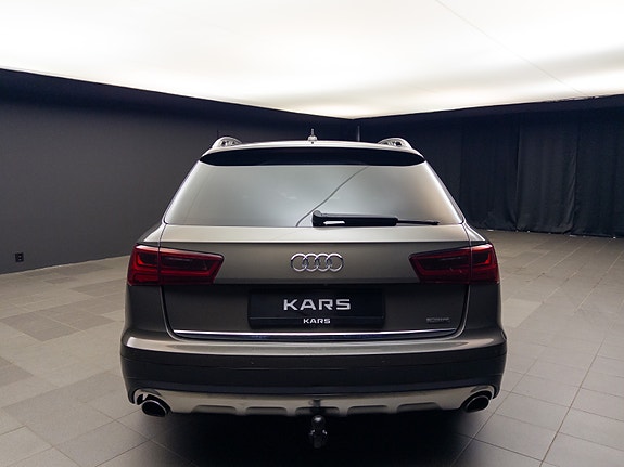 Audi A6 allroad 14 of 30