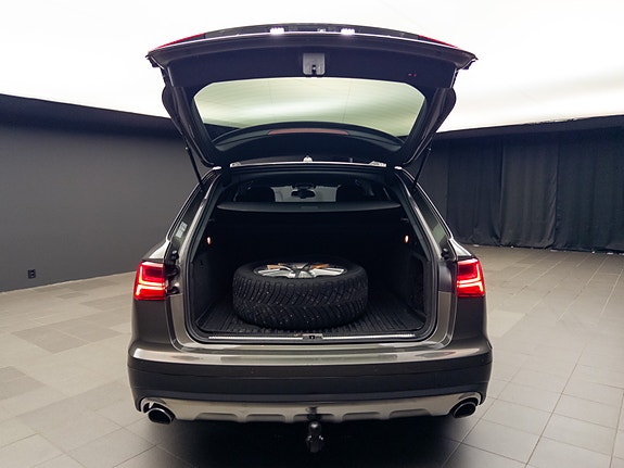 Audi A6 allroad 17 of 30