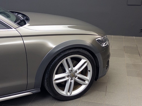 Audi A6 allroad 19 of 30