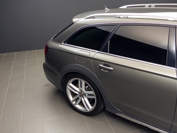 Audi A6 allroad 18 of 30