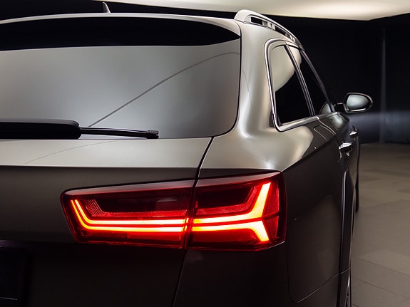 Audi A6 allroad 25 of 30