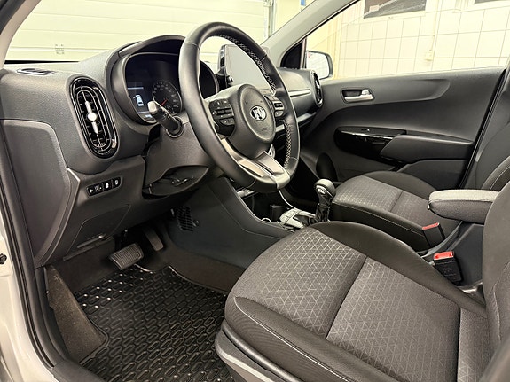 Kia Picanto 26 of 30