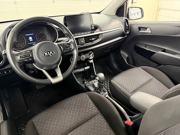 Kia Picanto 11 of 30